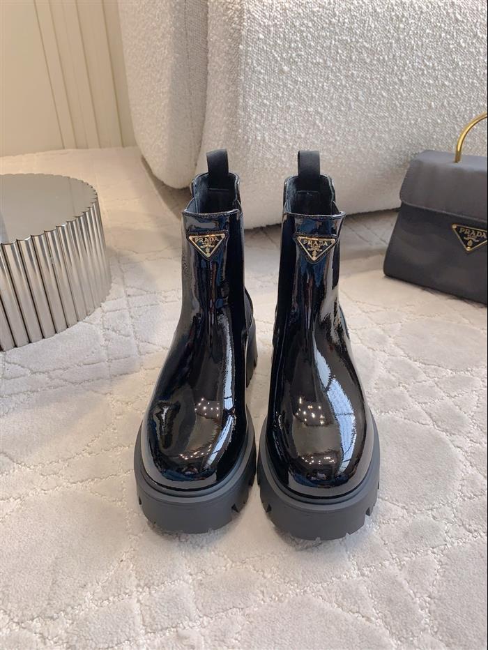 2025112818521894 370